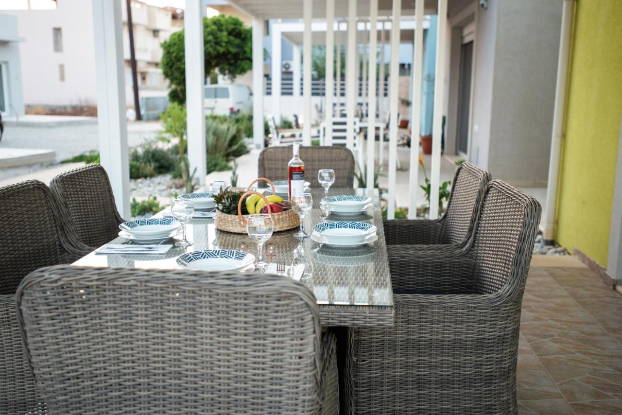 קוקינוס פירגוס Melia Villa מראה חיצוני תמונה