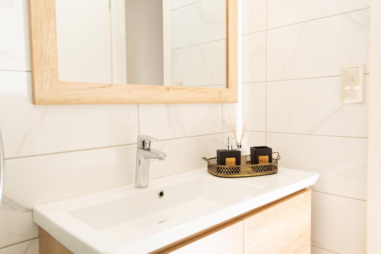 קוקינוס פירגוס Melia Villa מראה חיצוני תמונה